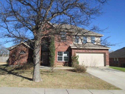 3305 Mustang Dr