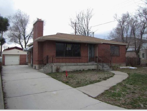 8387 Myron Ave