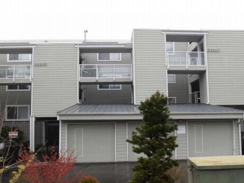 22213 6th Avenue S Unit 204