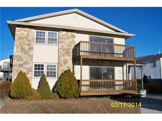 441-44 3 Berkshire Dr