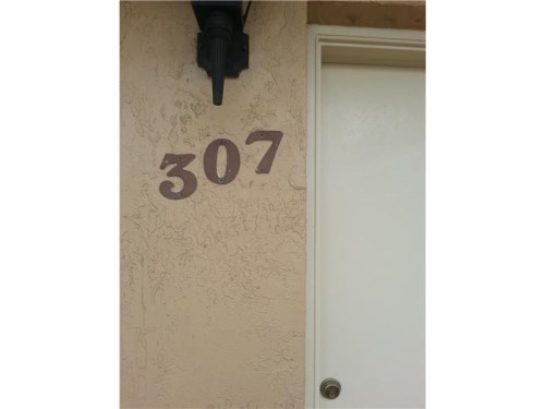 7451 NW 16 ST # 307