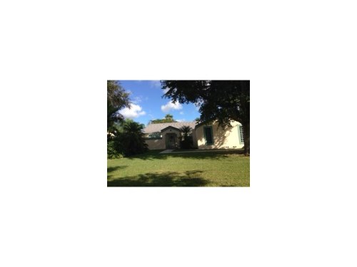 15261 SW 155 AV