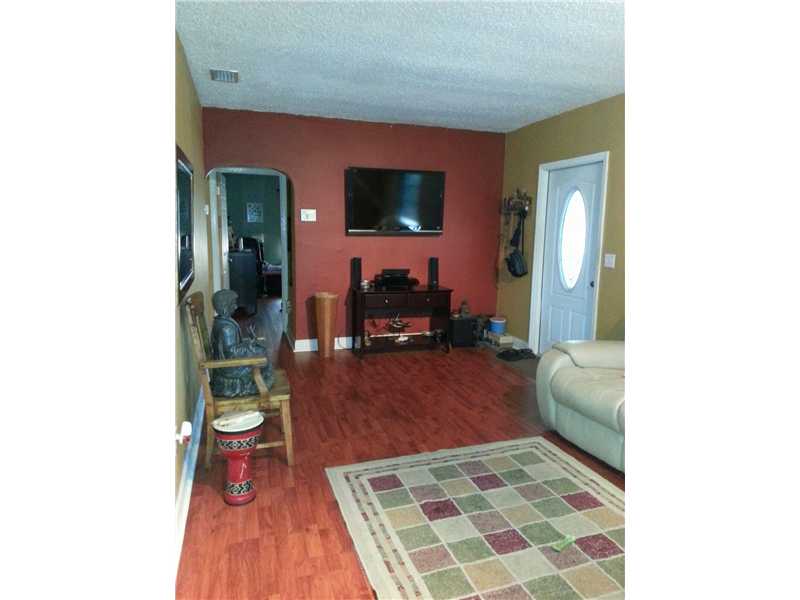 95 SW 48 CT