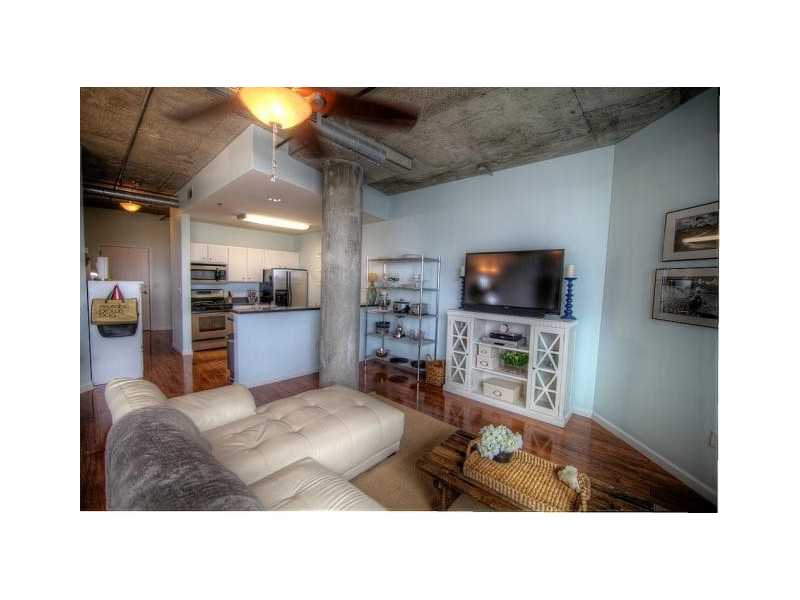 Unit 405 - 115 W Peachtree Place Nw