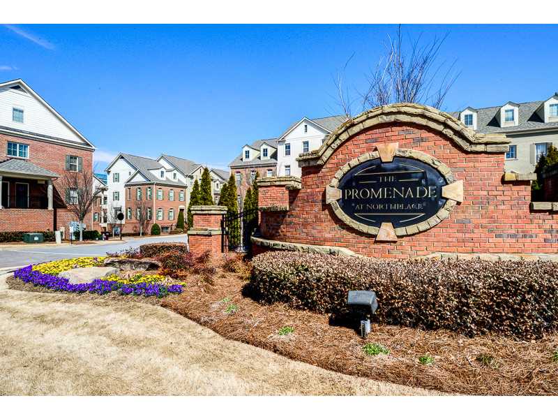 Unit 4 - 6434 Chariot Lane