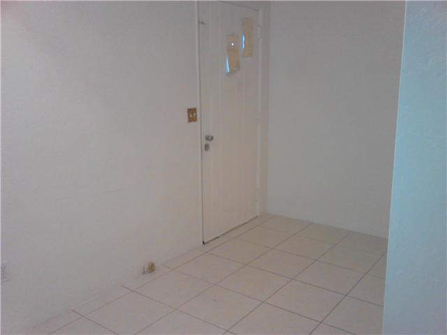1437 NE 110 TE # 4
