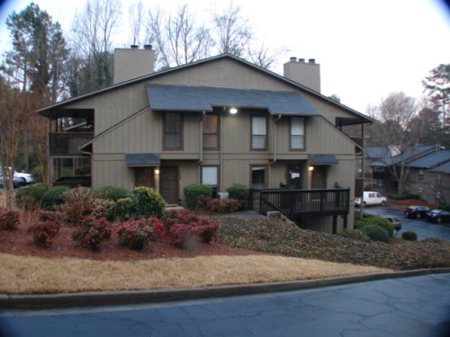 1208 Cumberland Ct SE