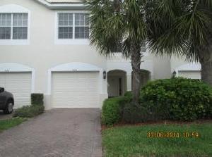 941 Hampton Cir