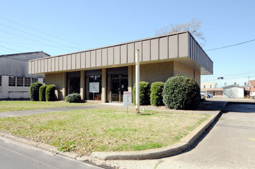 609 High School Ave.
