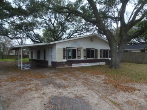 2012 Moore Ave