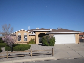116 Elm Court S.E.
