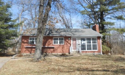 631 Huntwood Ln