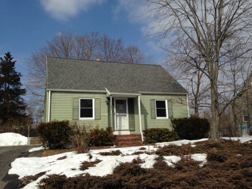 27 Surrey Dr