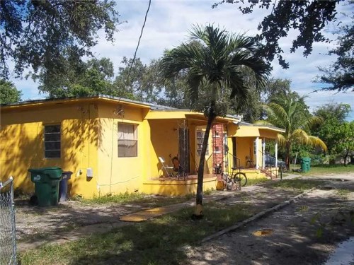 8115 NW 5 CT