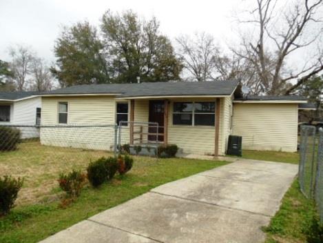 3502 Anton St