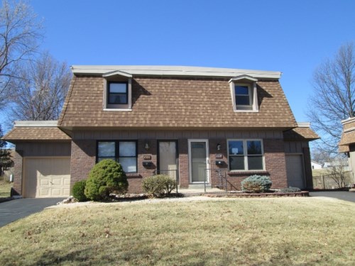 2327 Charlemagne Dr