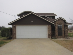 850 Little Elm Loop