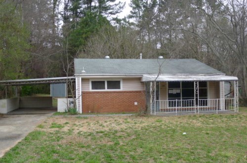 465 Denham Street