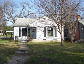 2625 Maple Ave