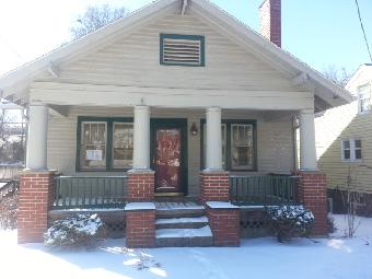 422 Main St