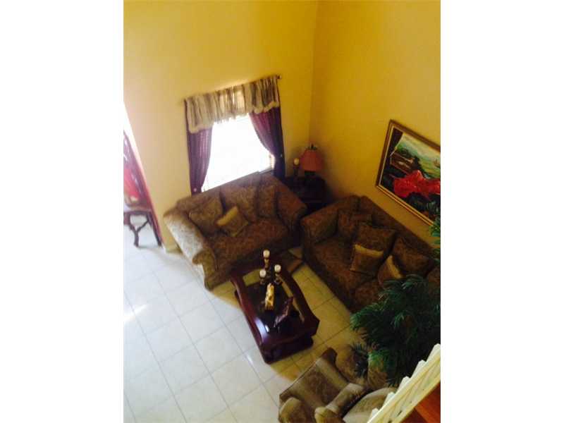 1569 SW 154