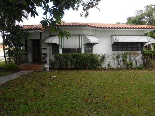 4495 SW 2 ST