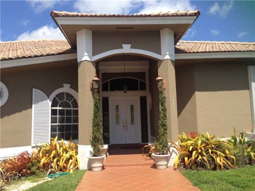 9525 SW 101 TE