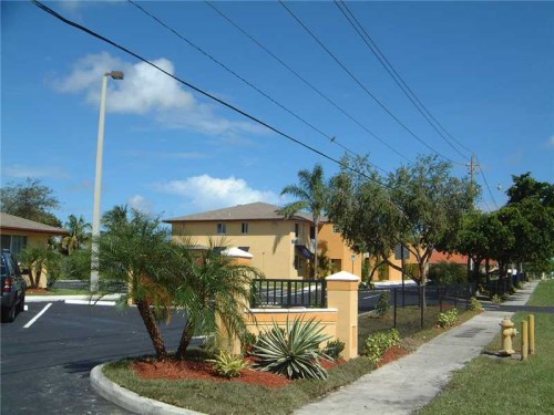10405 SW 212 ST # 202