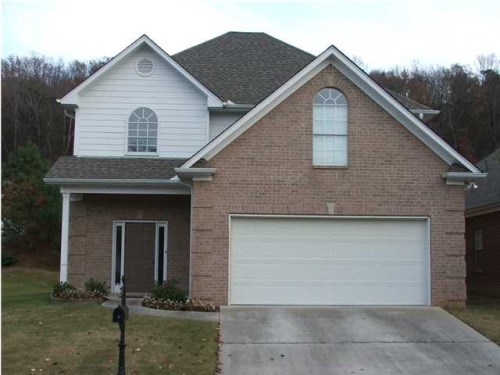 905 CASTLEMAINE CT