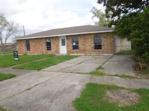 2736 Virginia Lee Dr