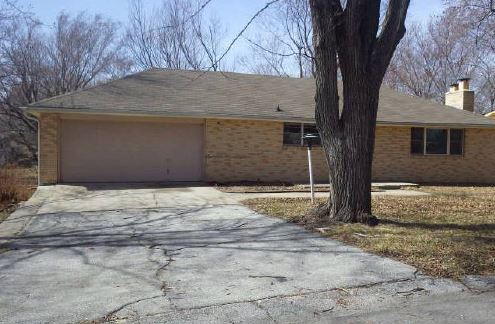 7000 N Fisk Ave
