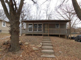 1325 NE 44th St
