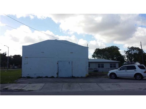 1836 NW 67 ST