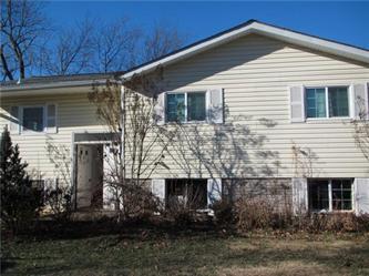 8936 Twin Ridge Ct