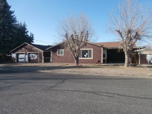 1320 Pleasant Avenue