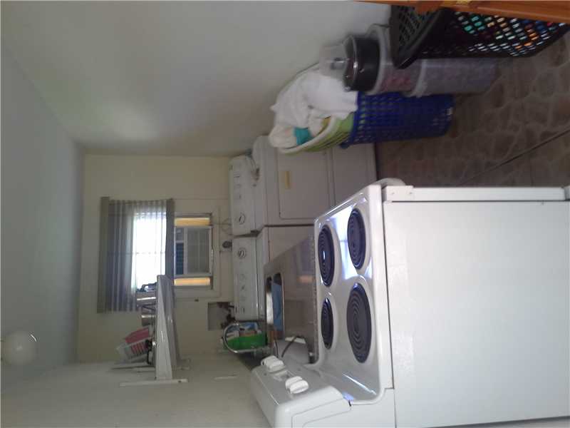 10352 SW 5 ST