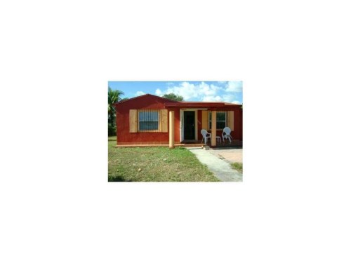 8500 NW 21 AV