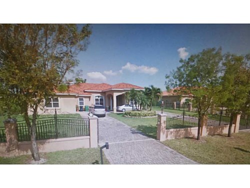 241 NW 119 AV