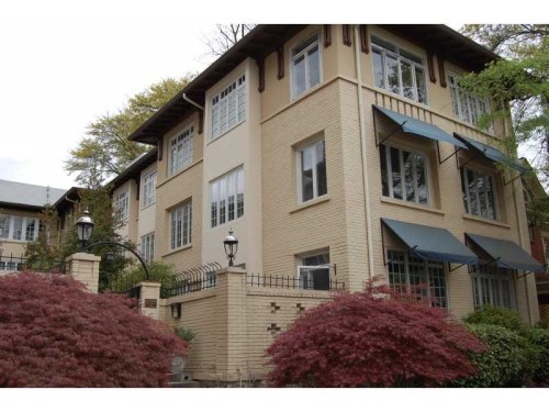 Unit 6 - 754 Juniper Street