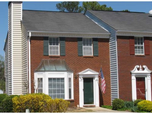 Unit 695 - 695 Anderson Walk