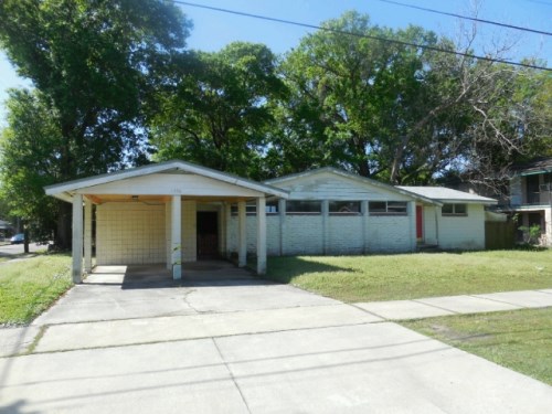 1606 W 8th Street