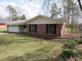 3041 Hayes Dr