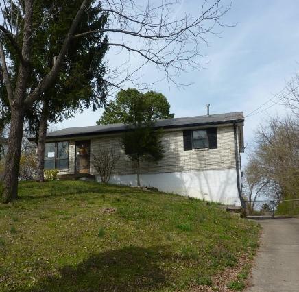 144 Luna Dr