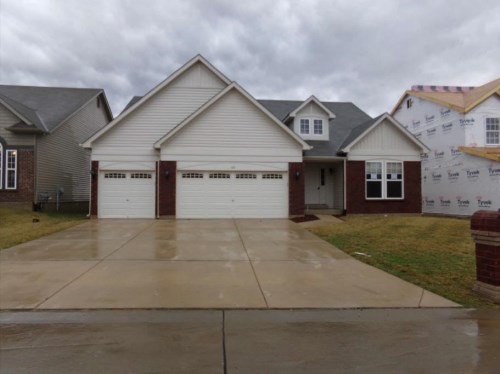 131 Berry Manor Cir