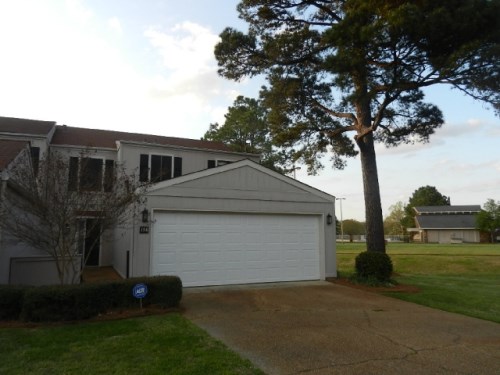 156 Lakebend Circle