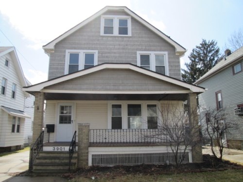 3901 Russell Ave