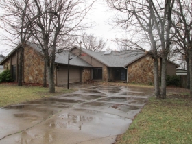 313 Bluebird Ln