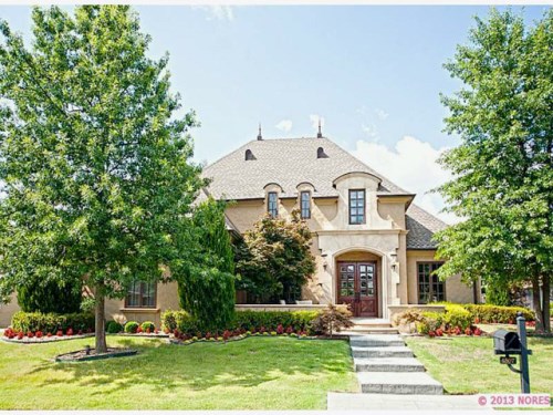 4507 E 109th Place