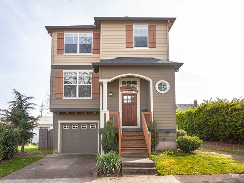 8328 N Foss Avenue