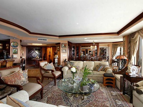 2600 ISLAND BL # 2606